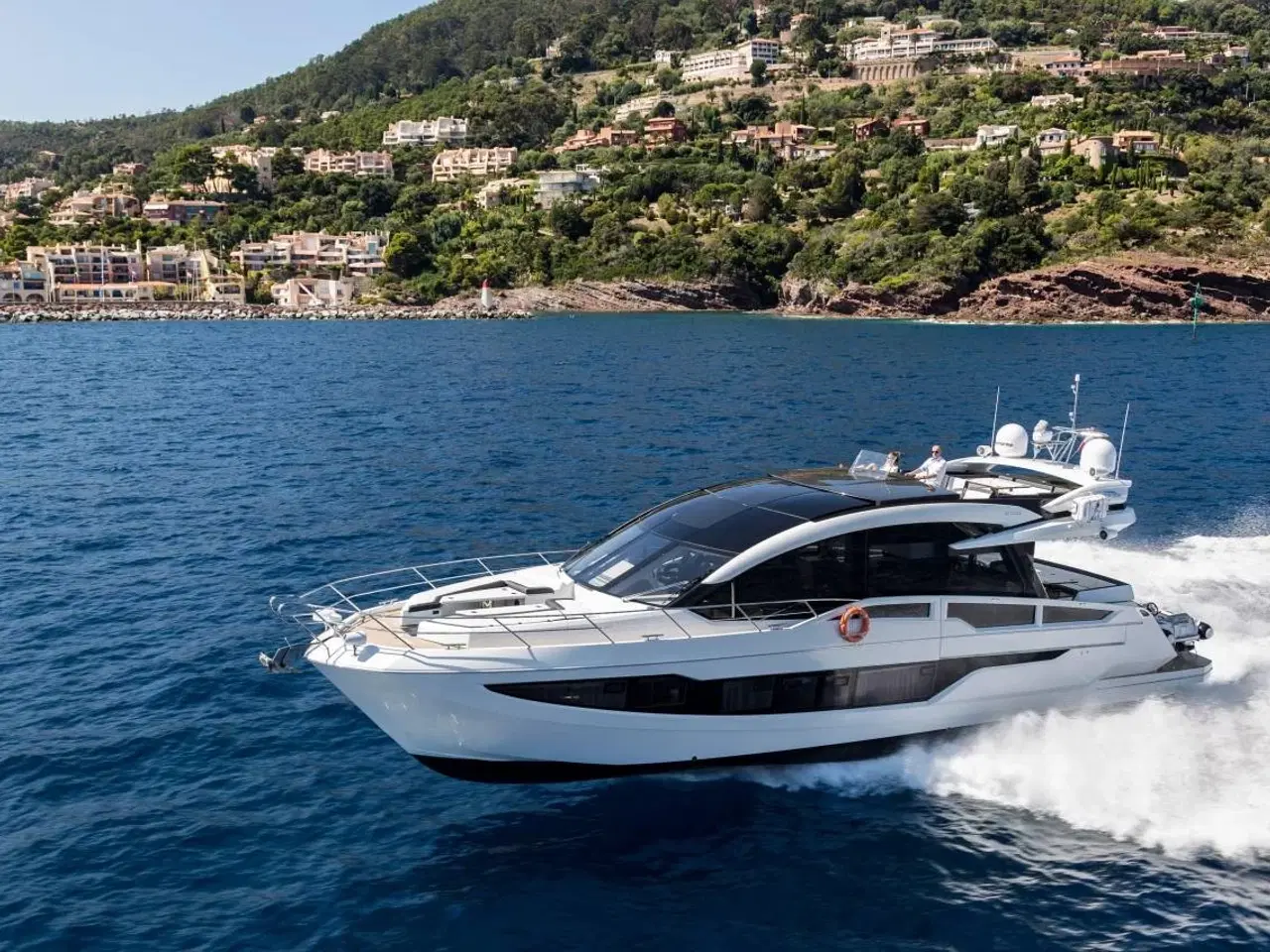 Billede 19 - Galeon 650 SKYDECK