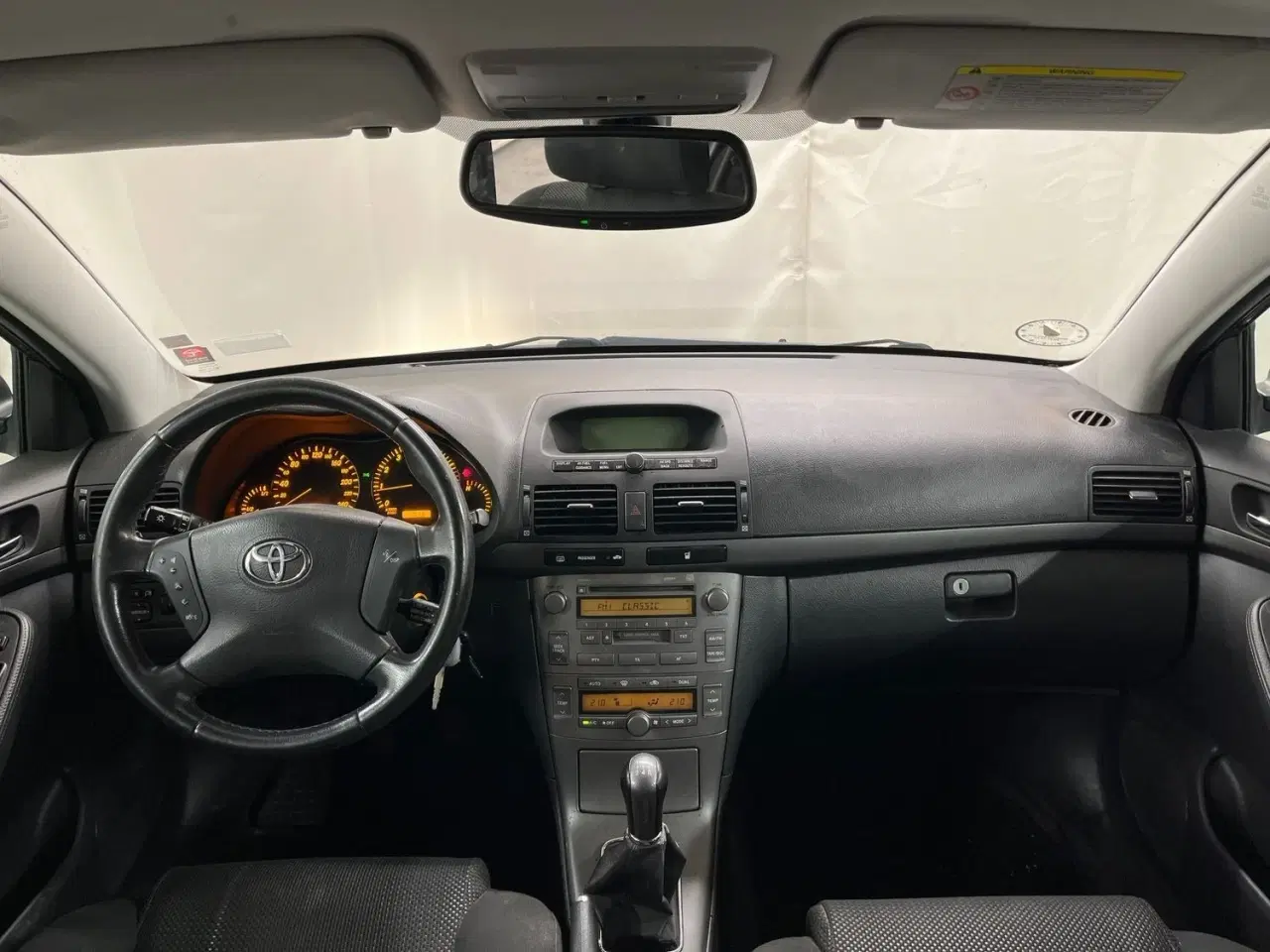 Billede 2 - Toyota Avensis 2,0 Sol stc.