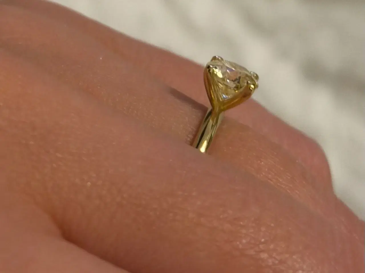 Billede 9 - Smuk 14K guldring med naturlig fancy yellow diaman