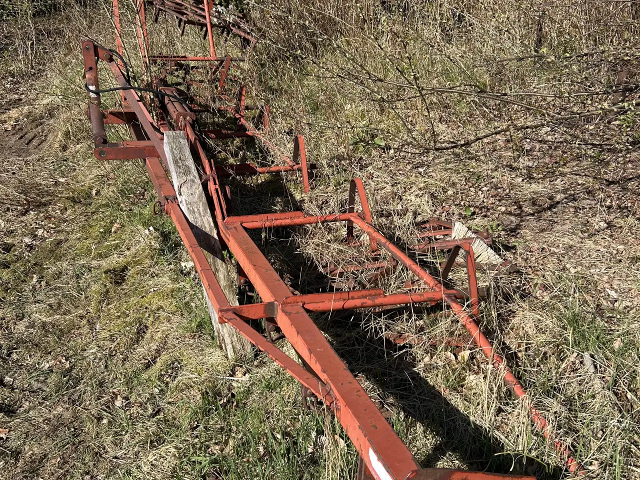 Billede 1 - Smuldreharve med 6 led og hydraulisk opklar