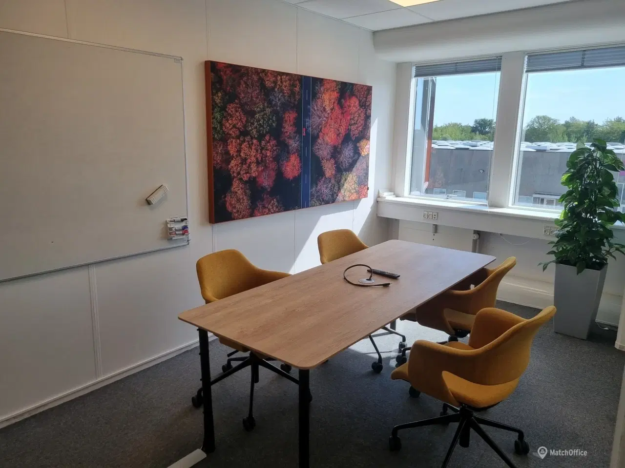 Billede 13 - Kontor med god indretning
