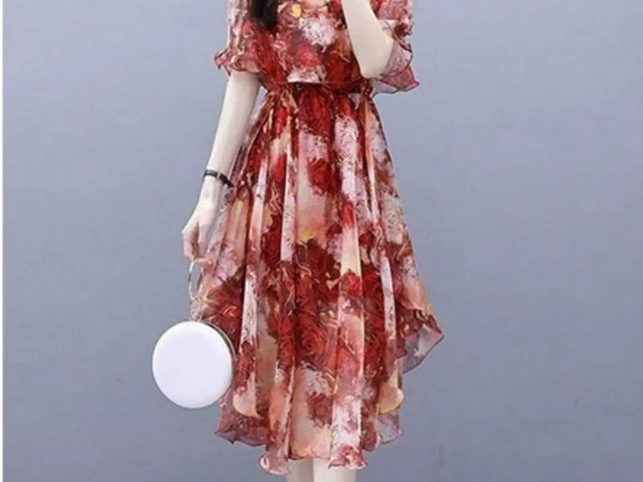 Billede 1 - Print kjole med rose motiv Størrelse :M