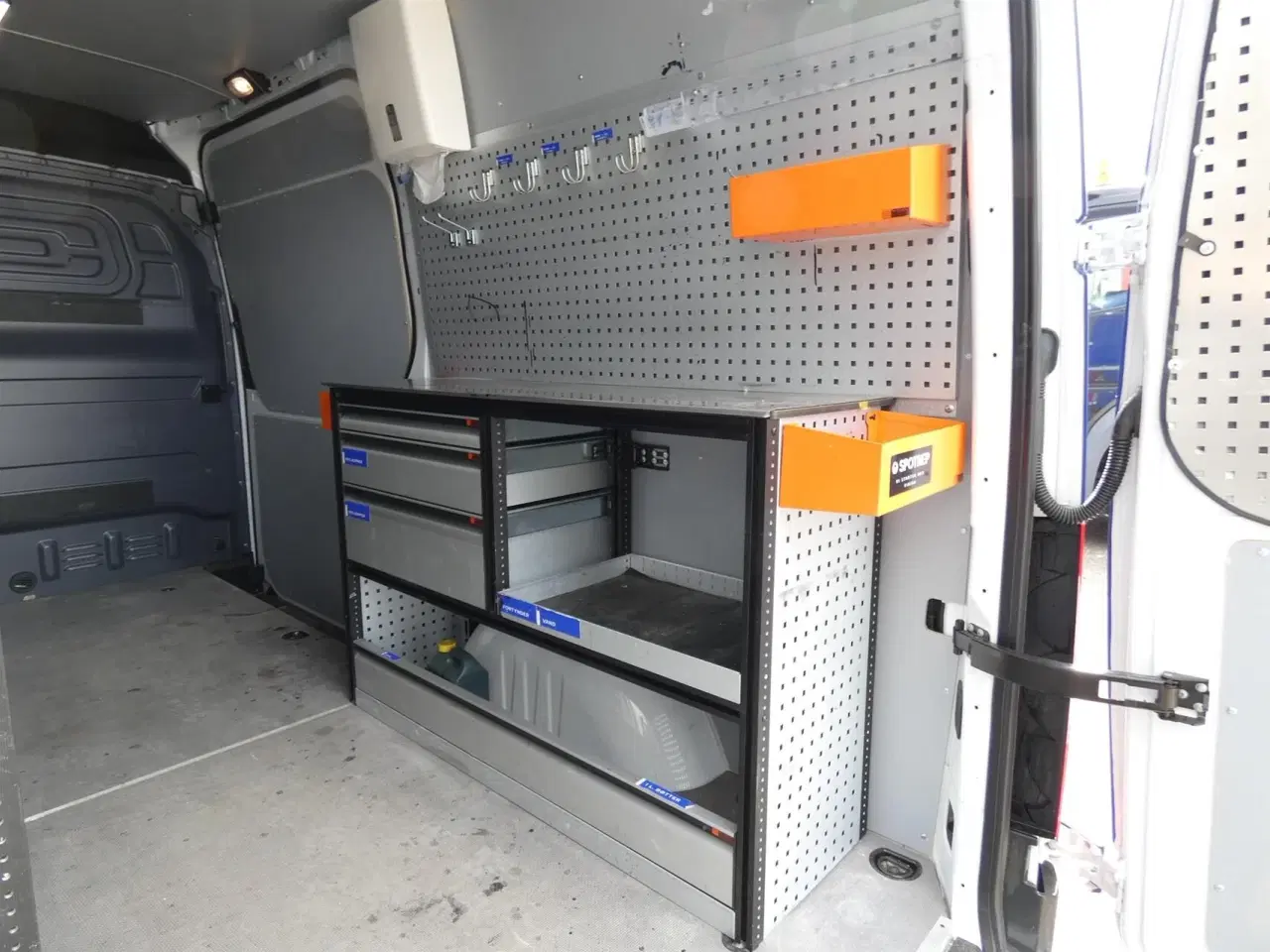 Billede 10 - Mercedes-Benz Sprinter 317 2,0 CDI A2 H2 RWD 9G-Tronic 170HK Van Aut.