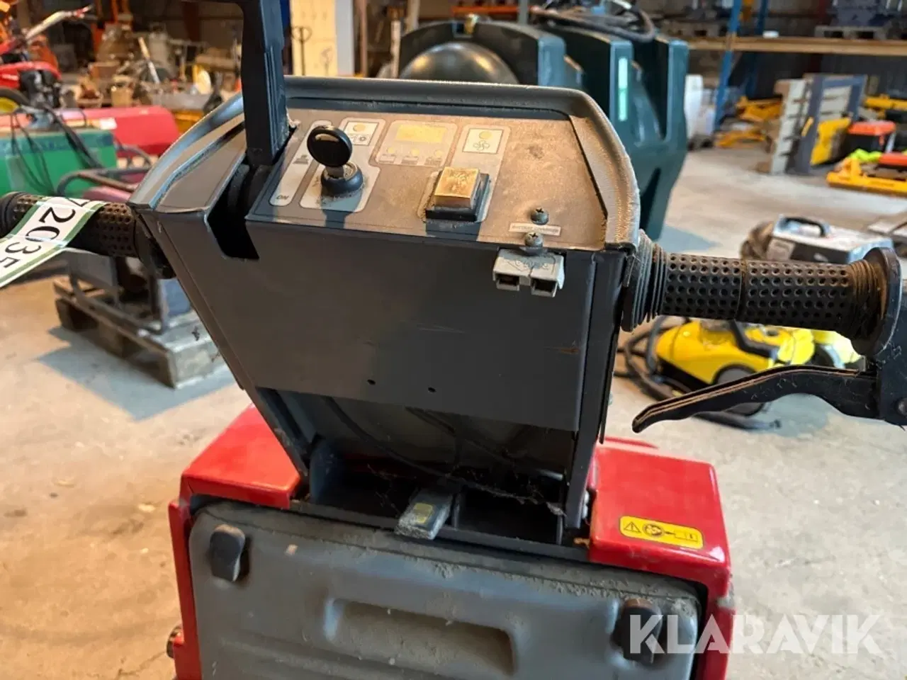 Billede 8 - Fejemaskine