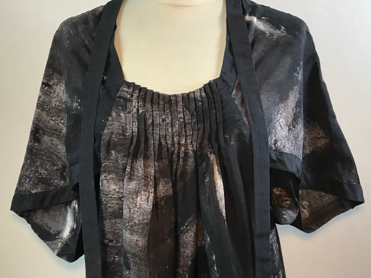 Billede 2 - Gustav, silkekjole, str 38