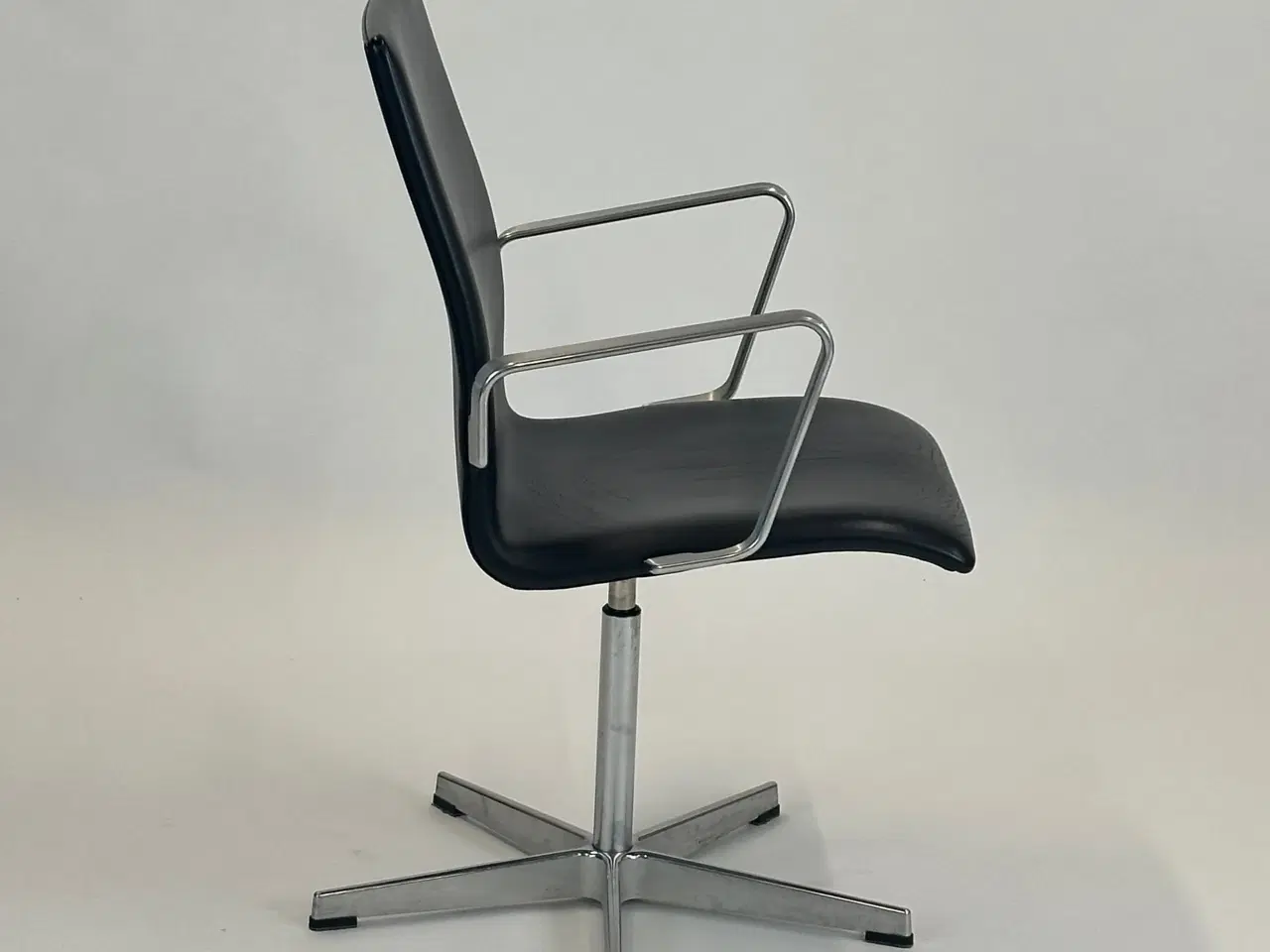 Billede 6 - Oxford 3271T Mødestol - Fritz Hansen (Sort)