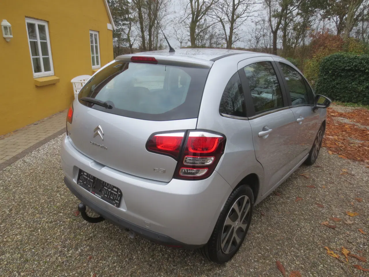 Billede 5 - Citroen C 3 1.6 BLUEHDi År 2017. Nysynet 