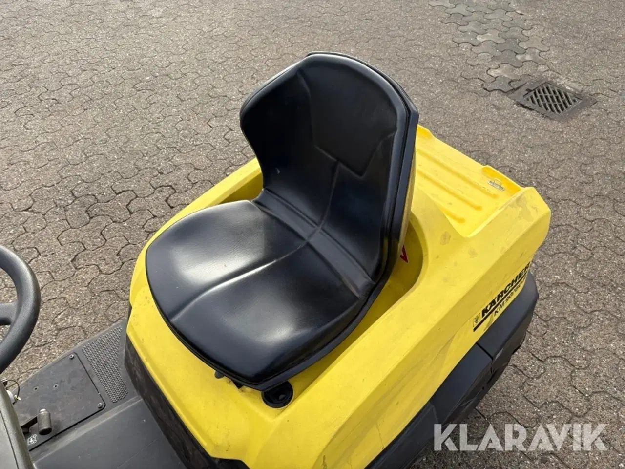 Billede 9 - Fejemaskine Kärcher KM90/60R