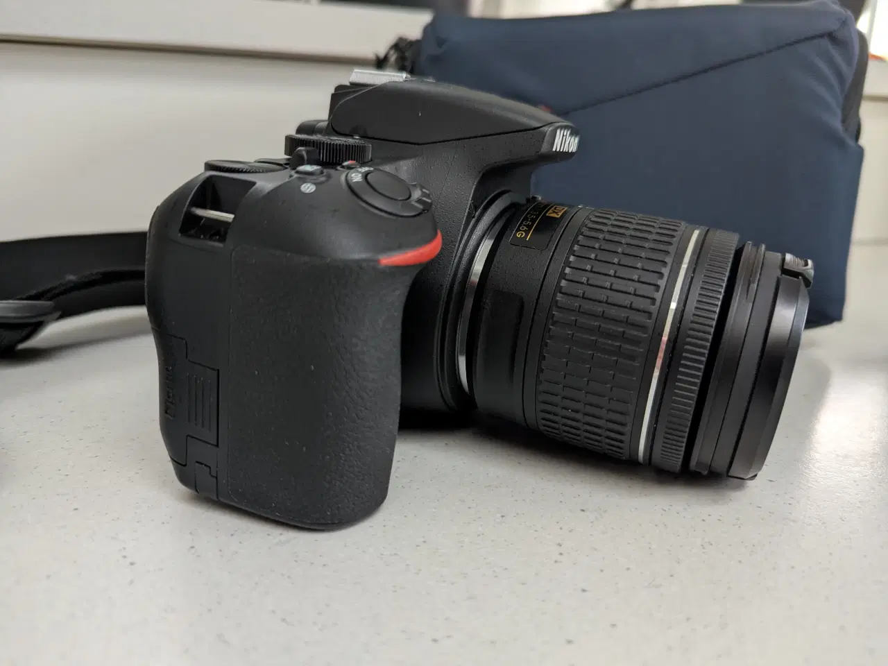 Billede 3 - Nikon 3500 inkl. objektiv, batterioplader og taske