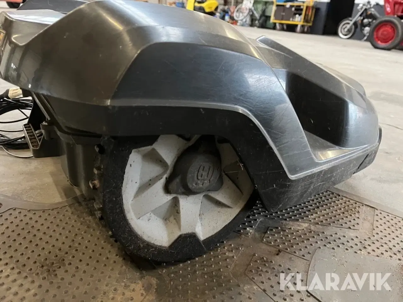 Billede 10 - Robotplæneklipper Husqvarna Automower 330 X