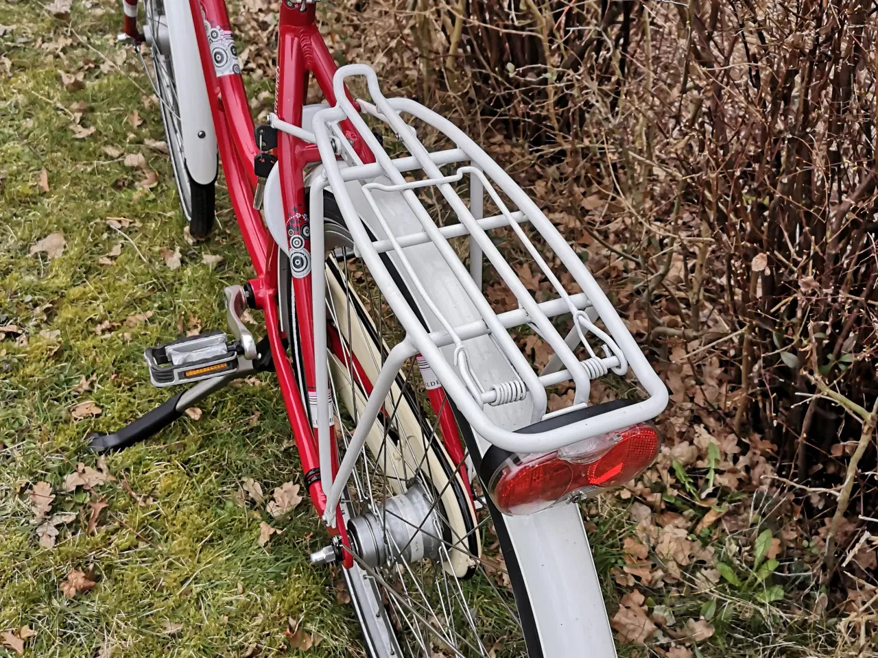Billede 7 - Næsten ny Kildemoes dame- pige cykel 28" , 55cm ,