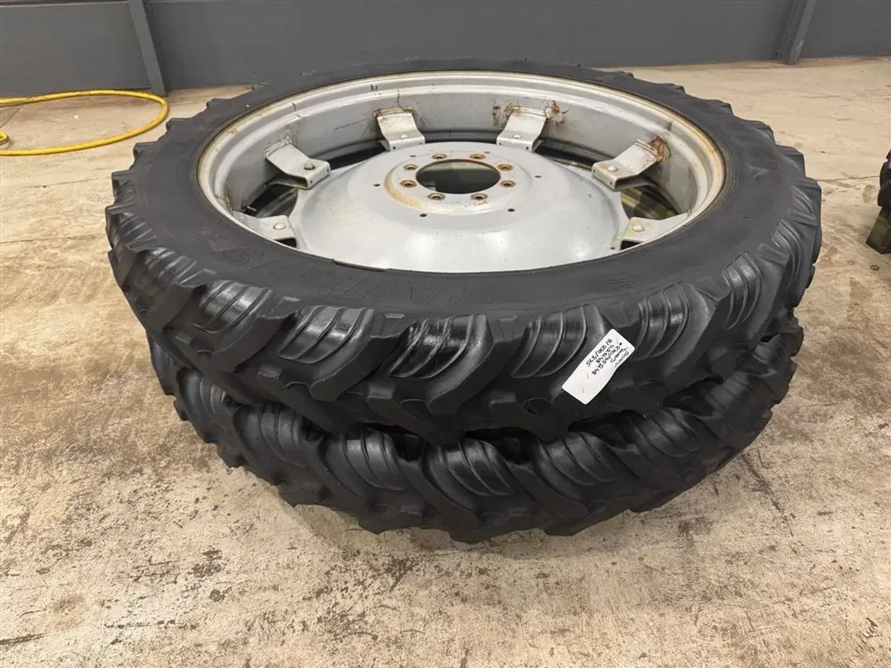 Billede 4 - - - - 270/95R48