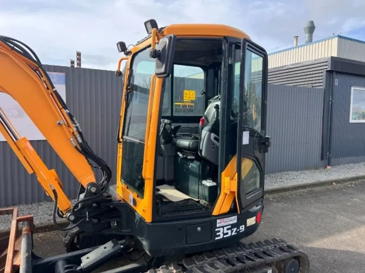 Billede 8 - HYUNDAI R35Z-9A - 3.750 kg. / Engcorn rotortilt, skovlbur og skovlpakke