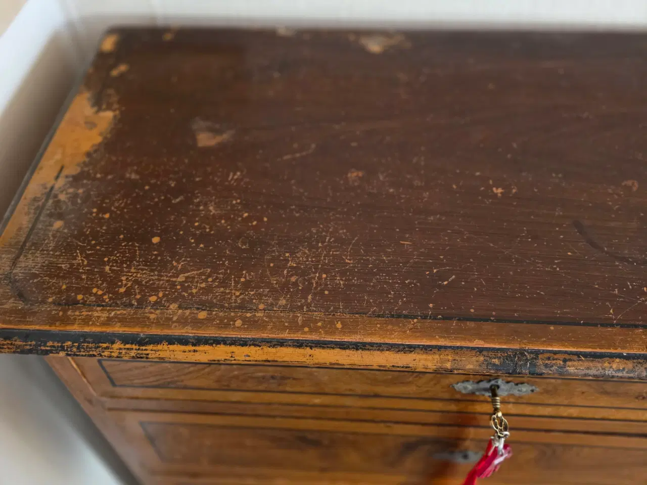 Billede 1 - Gammel Fyrtræs kommode