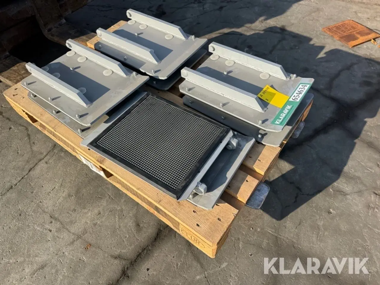 Billede 2 - Glide- og vibrationsdæmpende konsoller Stenhøj 8 styk lot