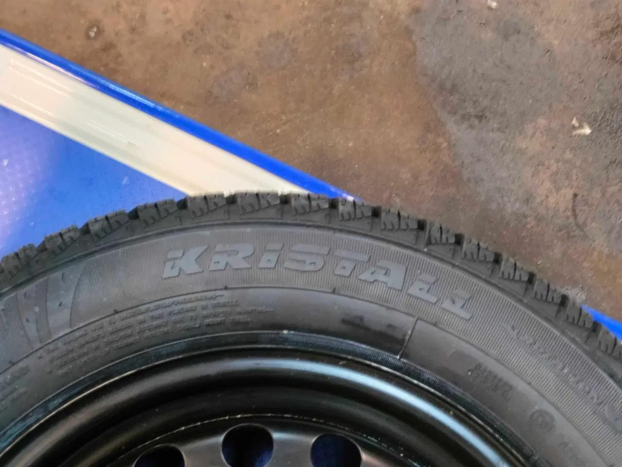 Billede 4 - Vinterdæk VW Up - Fulda 165/70 R14