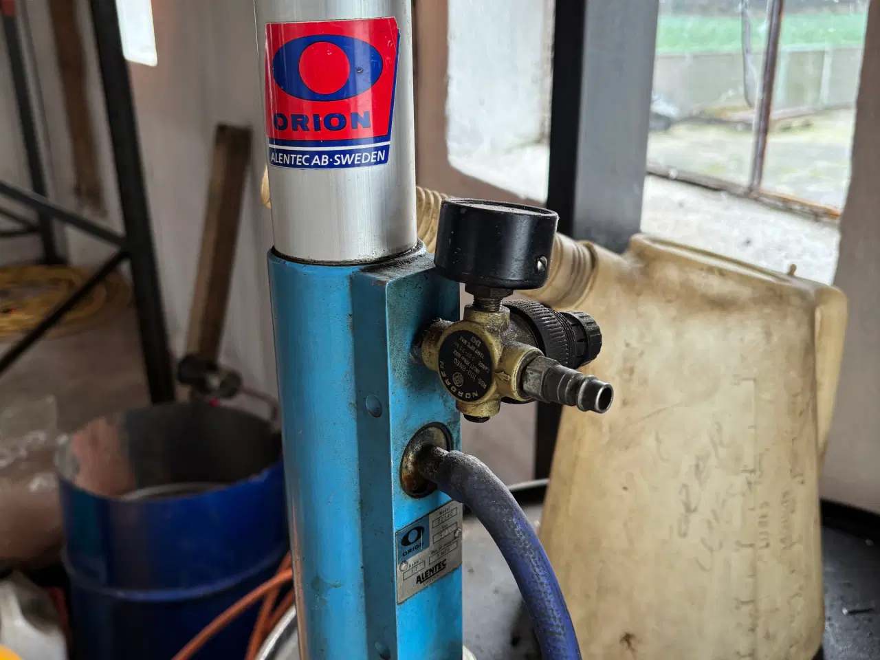 Billede 2 - Oliepumpe til 200l tromle til trykluft 