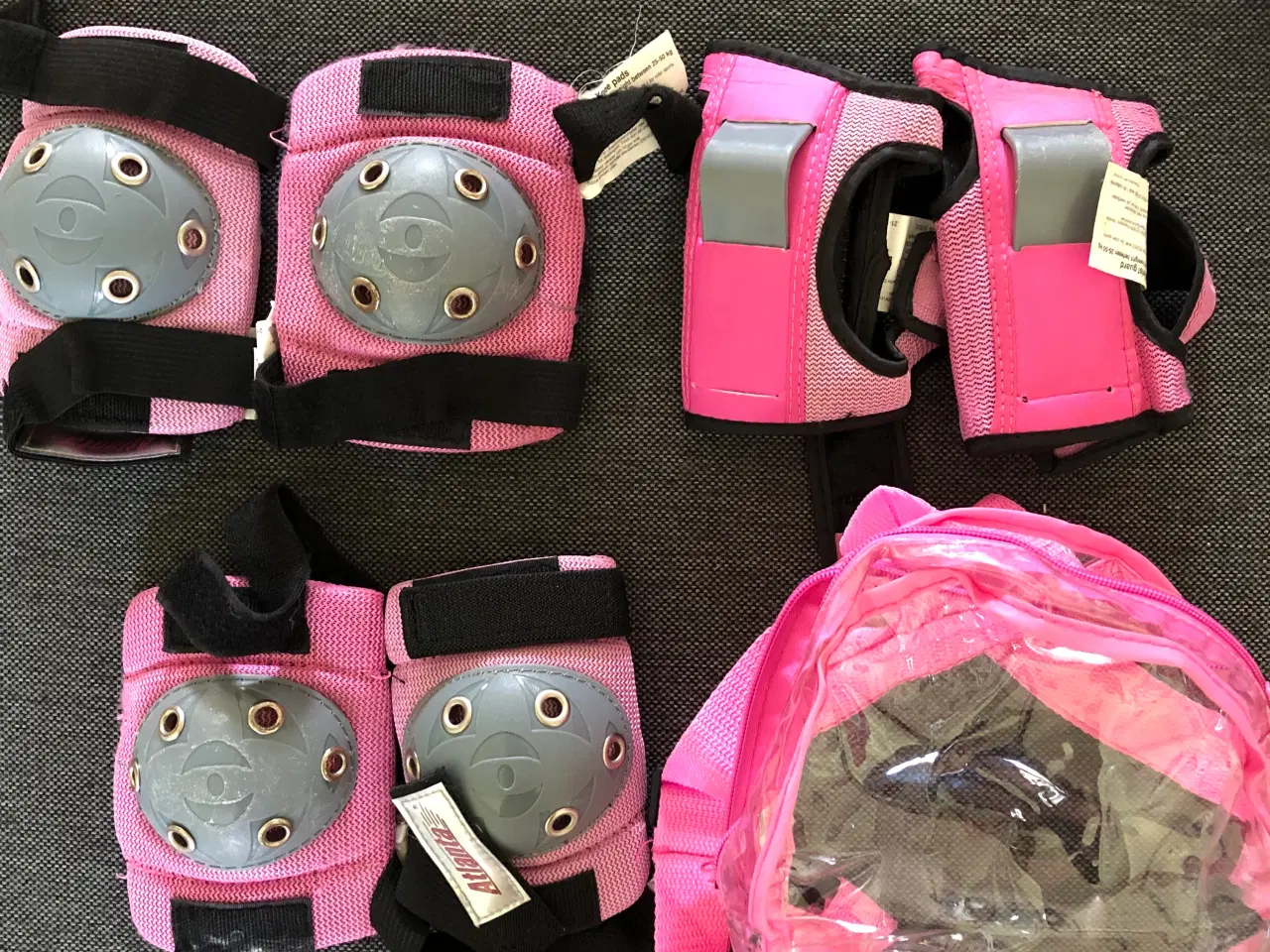 Billede 3 - Beskyttelses-udstyr til rulleskøjter til pige 