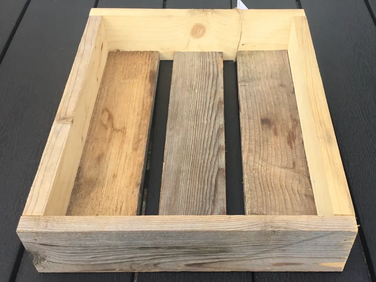 Billede 5 - Bakke i genbrugstræ fyr 29 x 36 cm