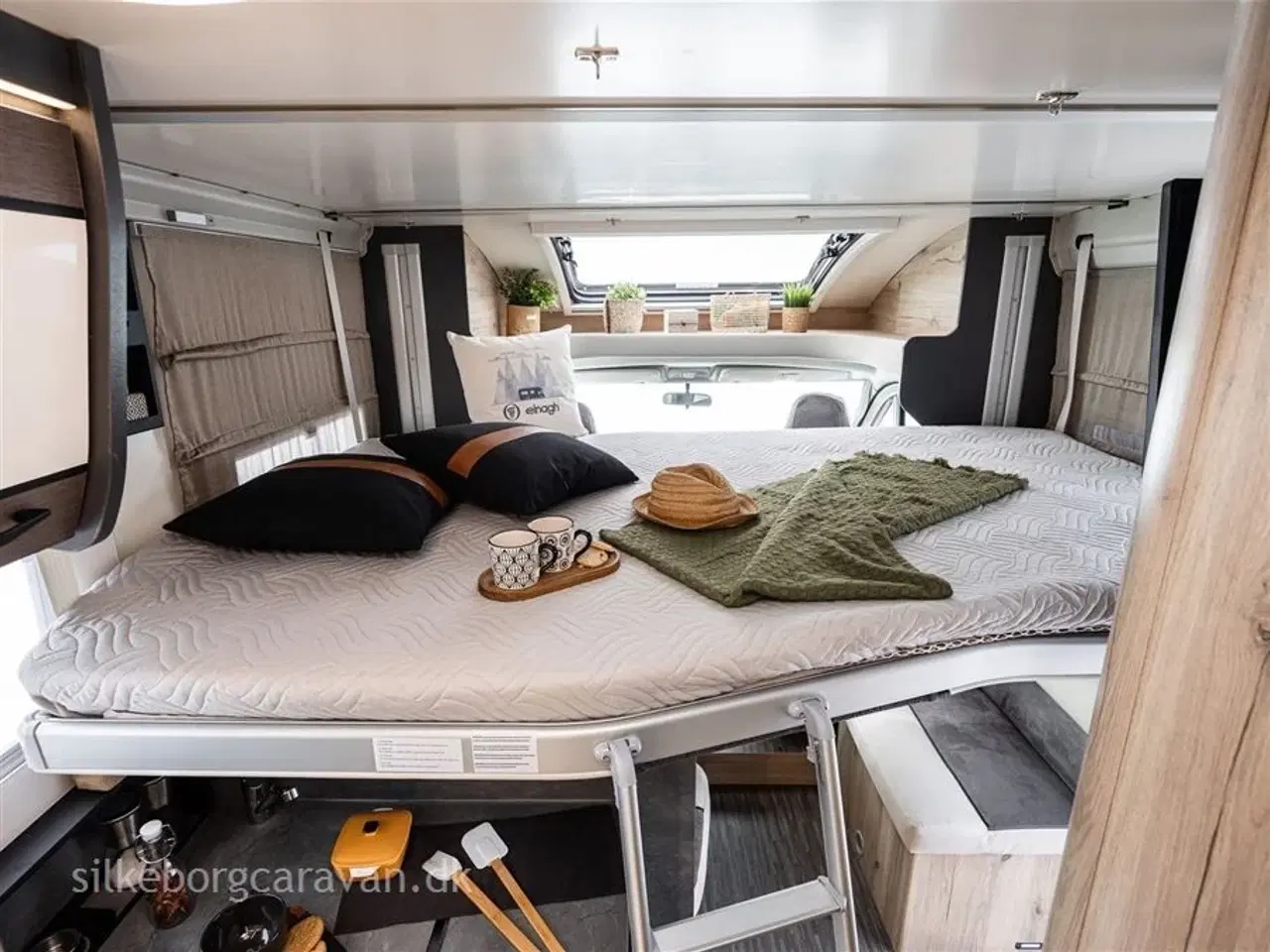 Billede 14 - 2026 - Elnagh T-Loft 529