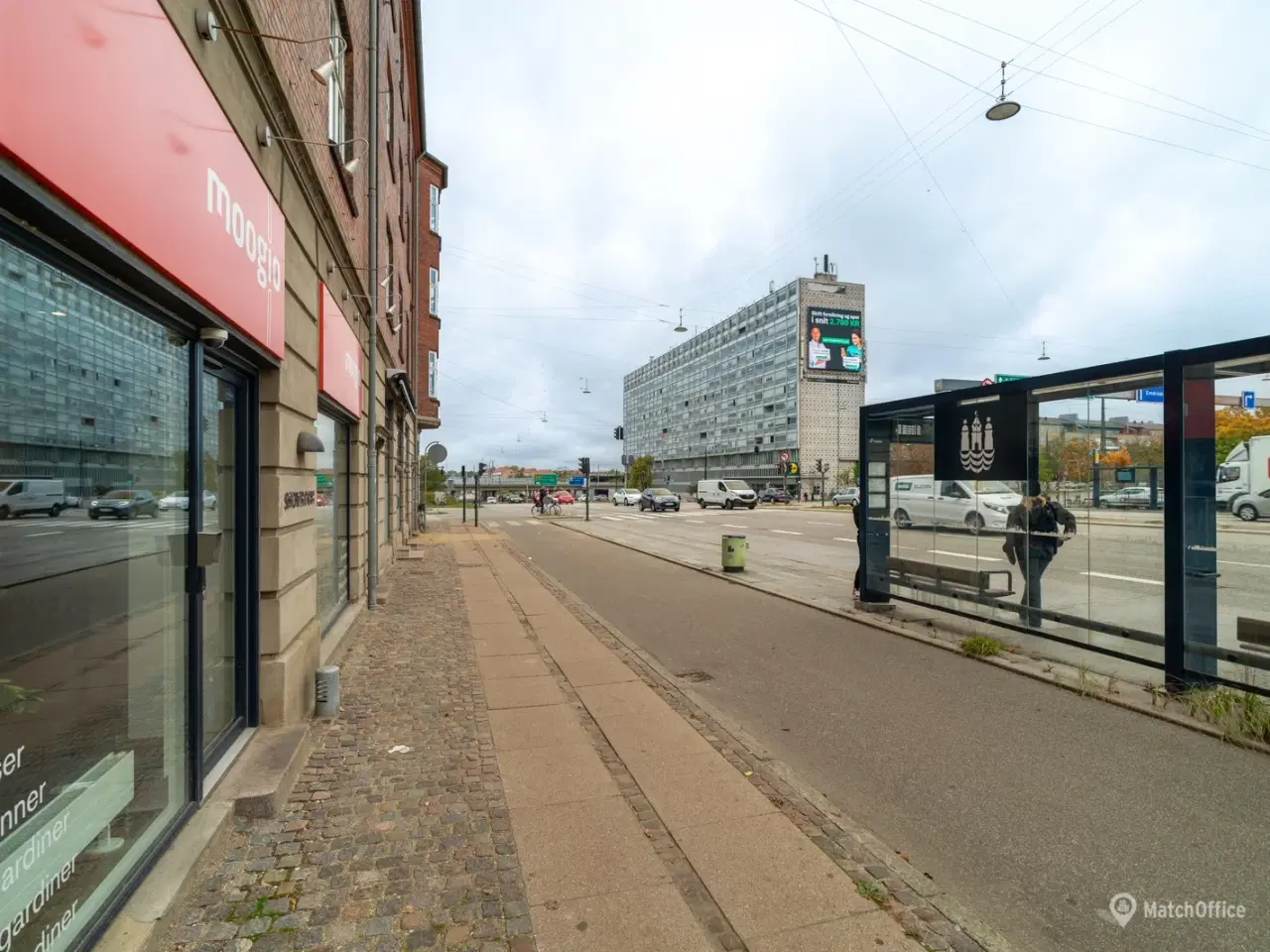 Billede 12 - UDLEJES: Gennemlyst og præsentabelt erhvervslejemål med markant facade – tæt ved Ryparken Station