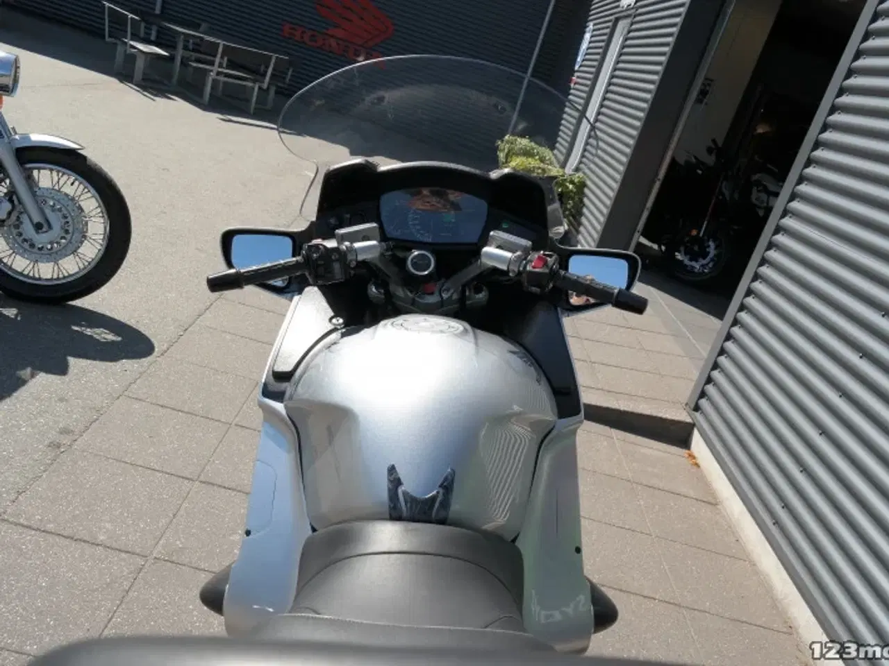 Billede 21 - Honda ST 1300 Pan European MC-SYD       BYTTER GERNE