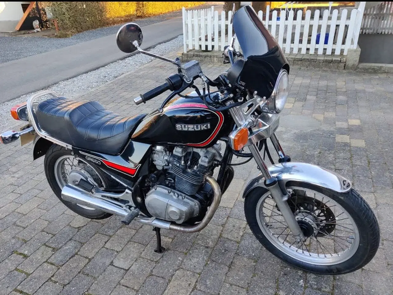 Billede 1 - Suzuki gr 650. Årg.1988