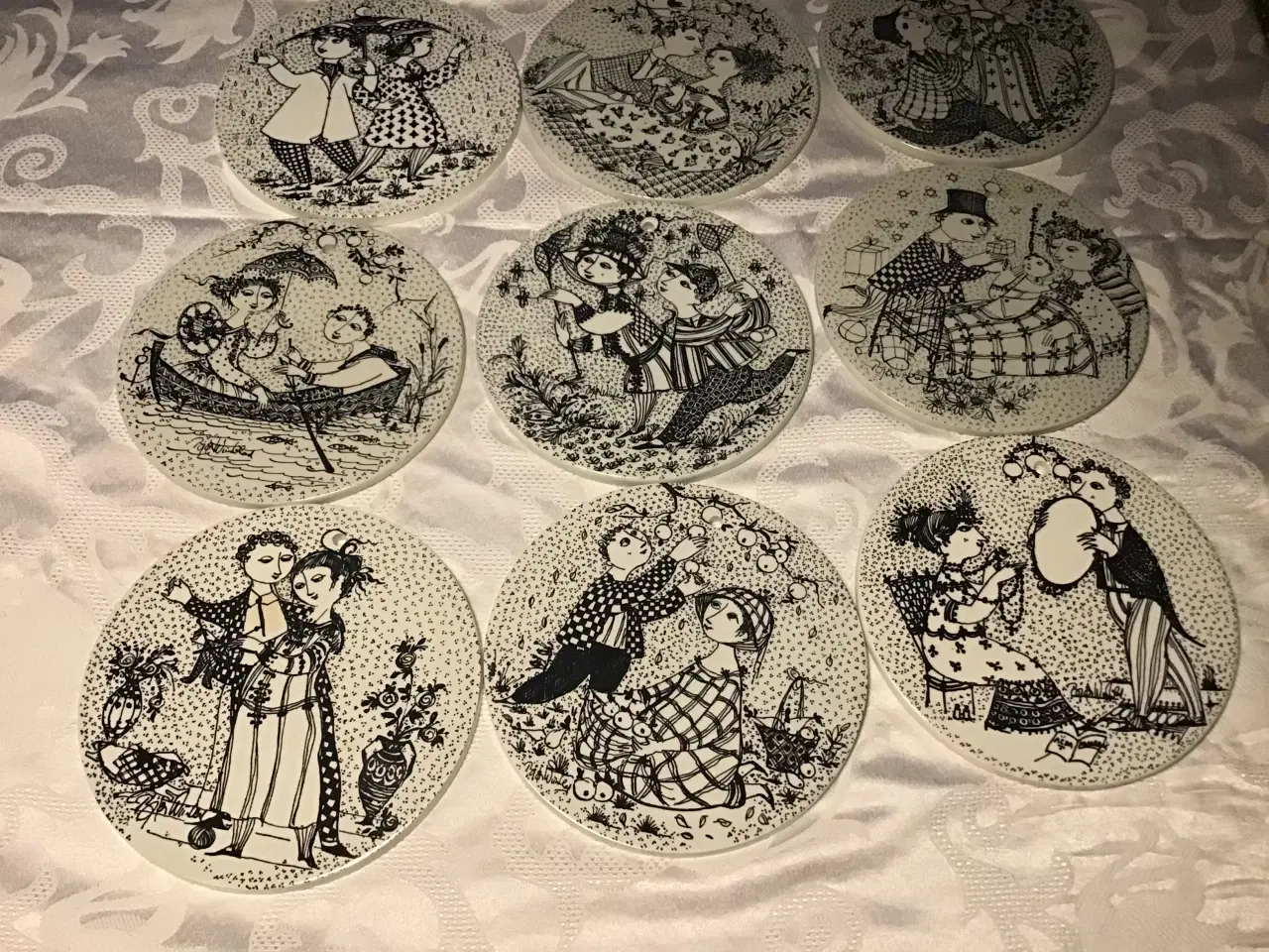 Billede 9 - Bjørn Wiinblad smørebrætter / Sorte