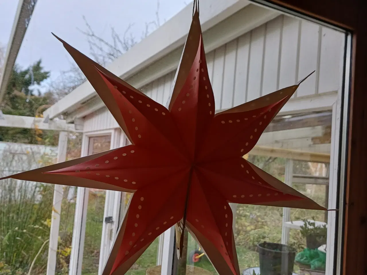Billede 2 - Julestjerner retro i rød og hvid karton