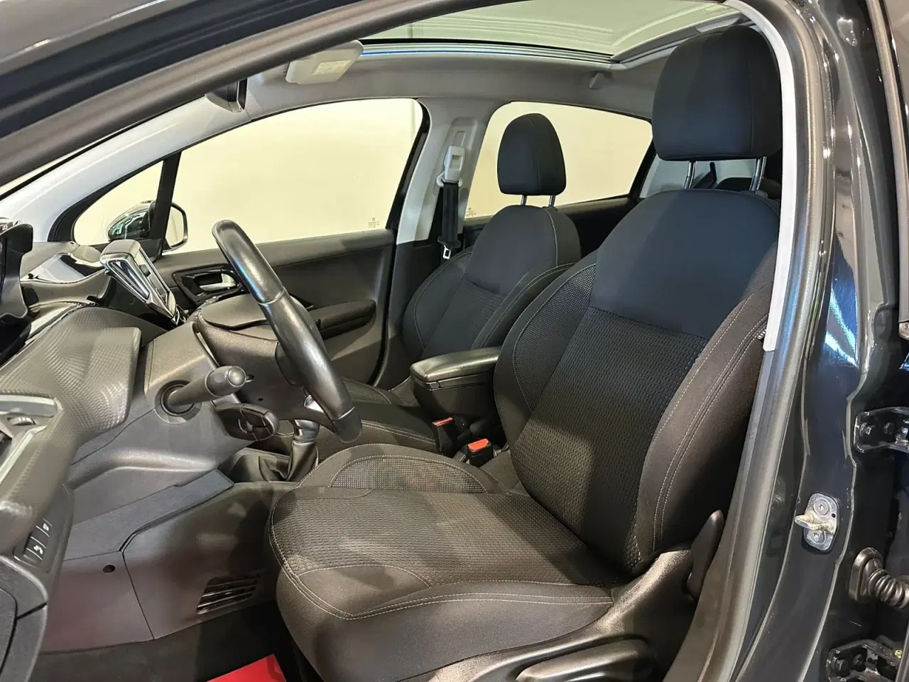 Billede 8 - Peugeot 208 1,2 e-THP 110 Allure