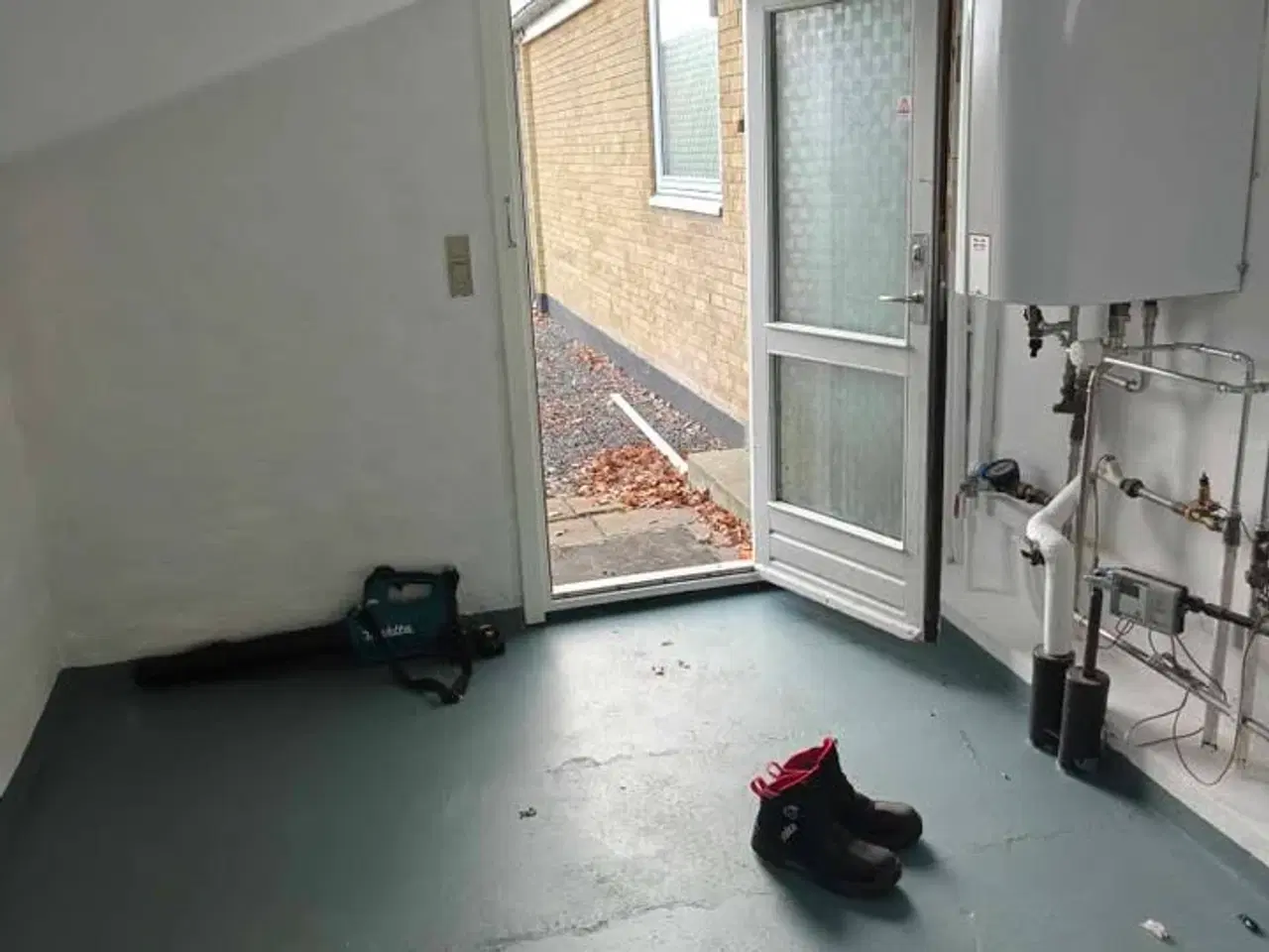 Billede 10 - Lys og rummelig andelsbolig med have (BUD MODTAGES