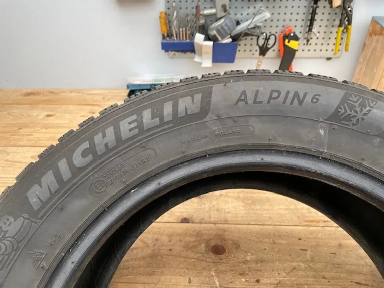 Billede 2 - 4 Vinterdæk 16" Michelin Alpin 6