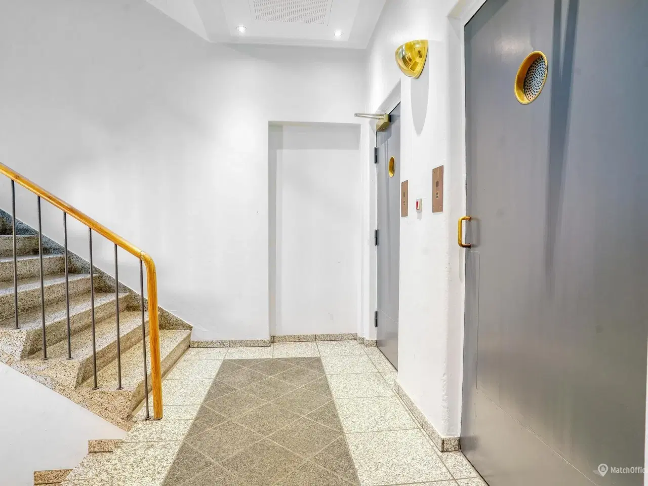 Billede 9 - Renoverede og effektive kontorer med parkering og tagterrasse. tæt på Kgs. Nytorv