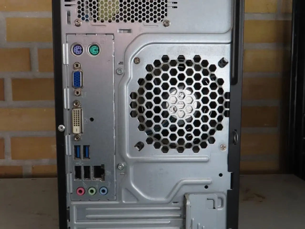 Billede 2 - Stationær computer FUJITSU P420 E85+