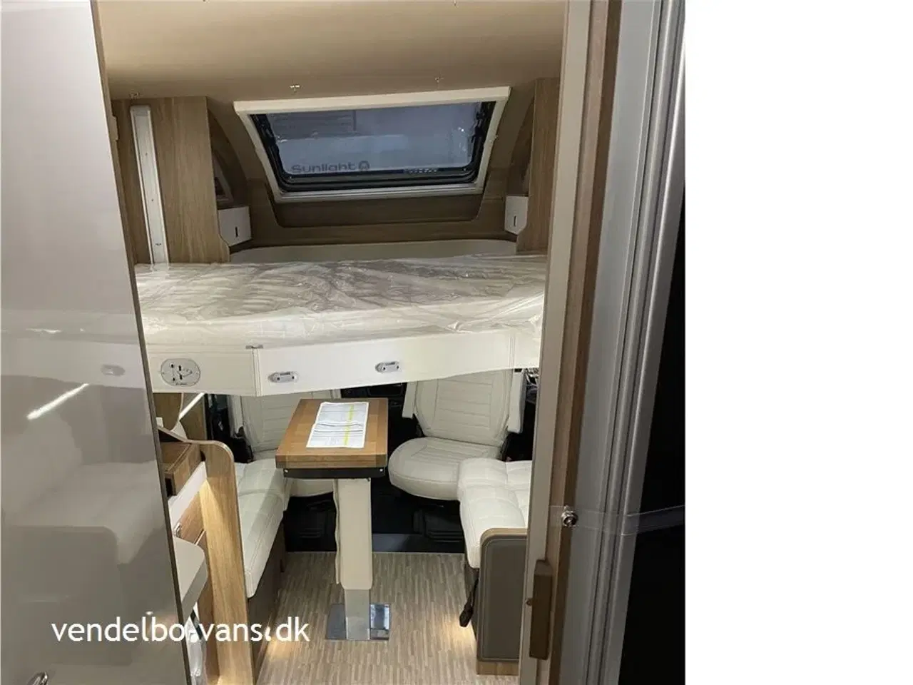 Billede 14 - 2025 - Mobilvetta Krosser 86 B Enkeltsenge - stor garage - sænkeseng - 180 HK - automatgear