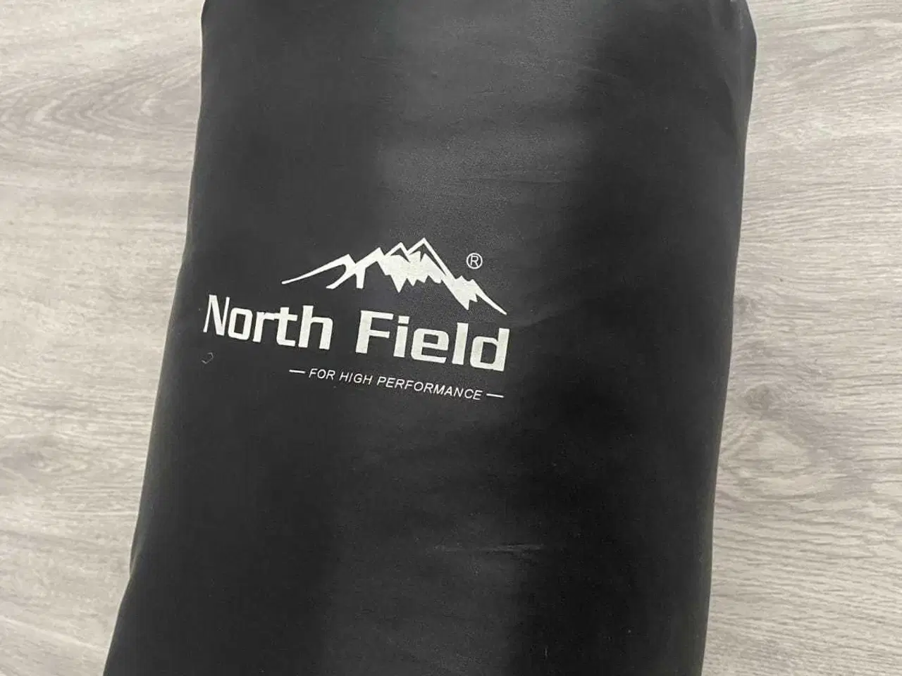 Billede 1 - North Field sovepose.   
