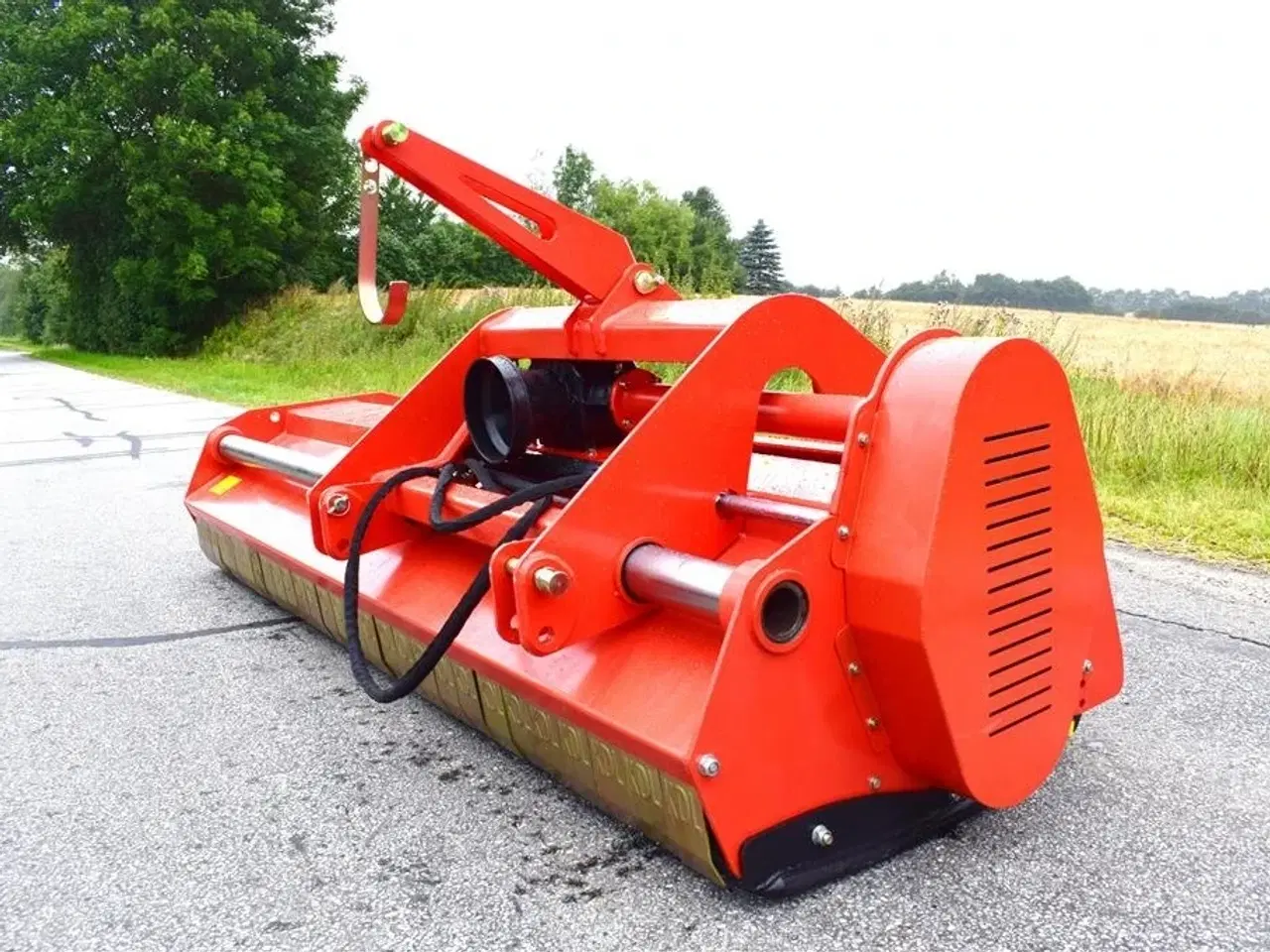 Billede 1 - - - - Boxer AG 300 front og bagmonteret