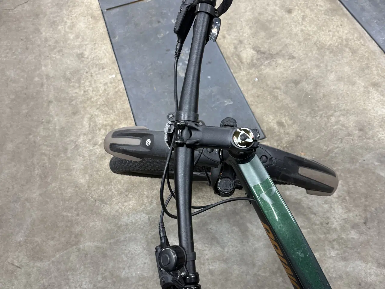 Billede 4 - PRINCIPIA MTB i mat grøn med gule detaljer