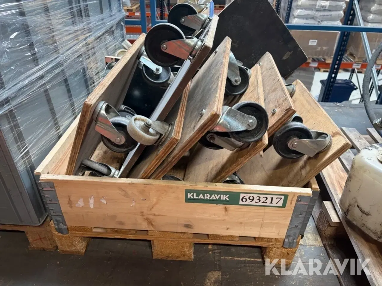 Billede 2 - Møbelhunde 14 styk assorterede