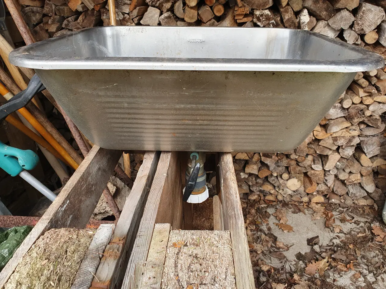 Billede 3 - Udslagsvask i rustfrit stål. Incl. vandlås.