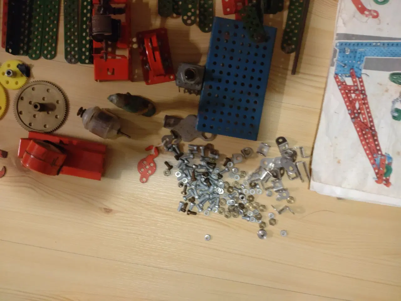 Billede 1 - Dampmaskine og Ingeniørsæt ``MERCUR´´