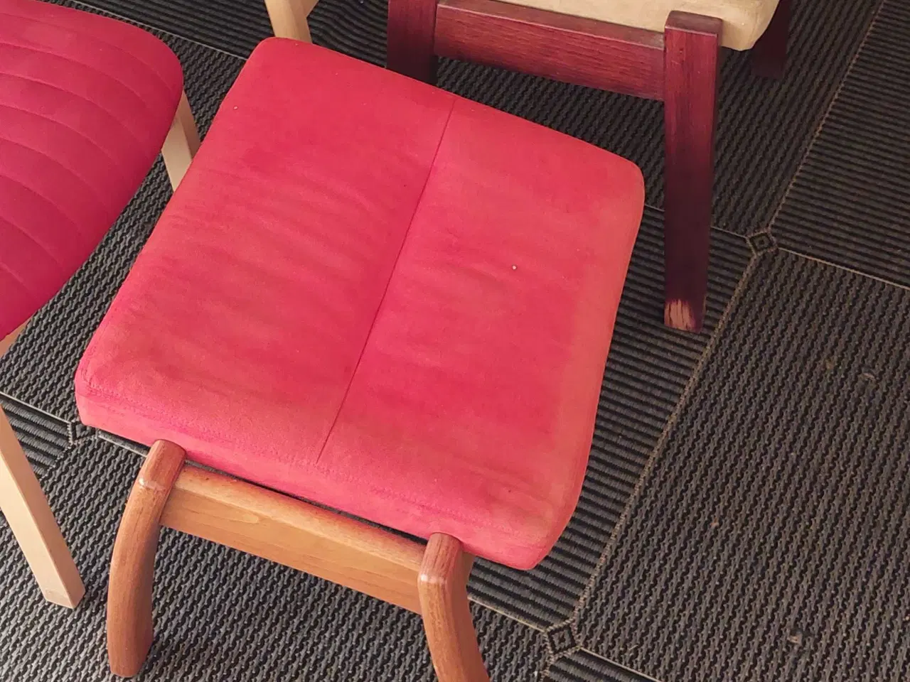 Billede 2 - Farstrup stole