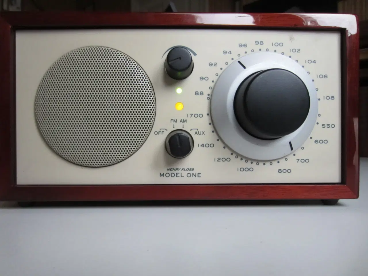 Billede 1 - Tivoli Audio MODEL ONE FM/AM radio by HENRY KLOSS