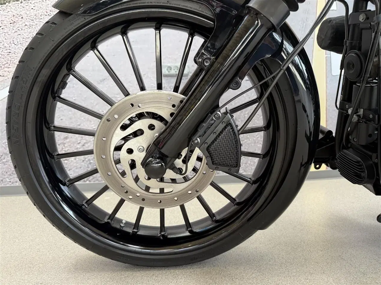 Billede 18 - Harley-Davidson FXS Blackline 110"