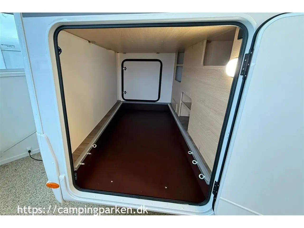 Billede 14 - 2026 - SunLight   Sunlights populære model med enkeltsenge, Adaptiv fartpilot, automatgear og sænkeseng