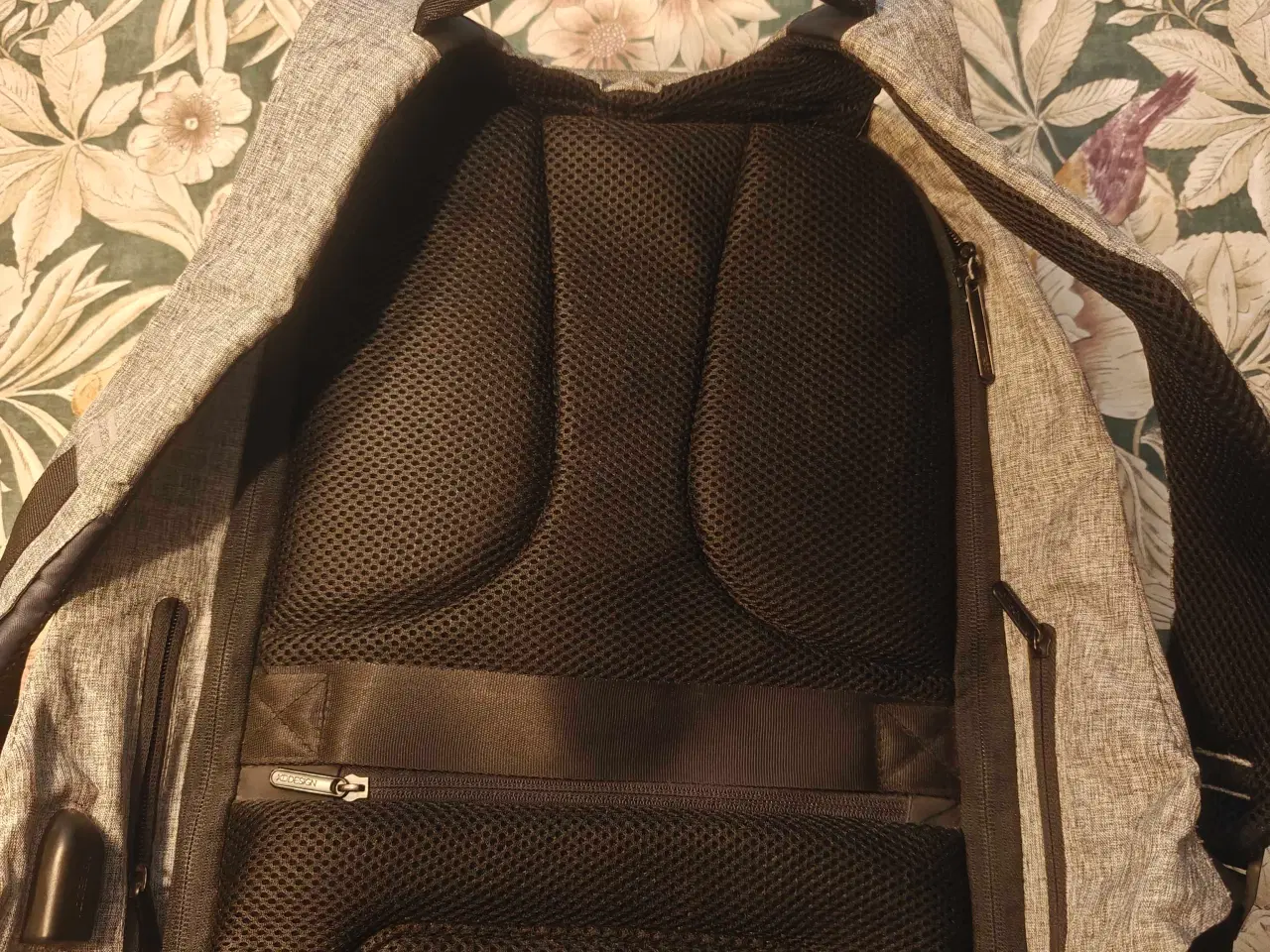 Billede 2 - Tyveri Sikker Rygsæk Sælges