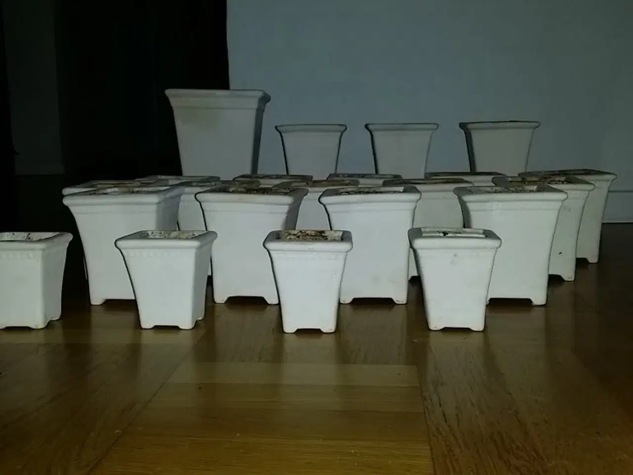 Billede 5 - 30 stk. uglaserede urtepotteskjulere - 200 kr.