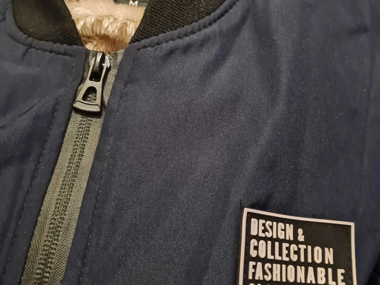 Billede 2 - Ubrugt lun jakke str M fra Fashion 