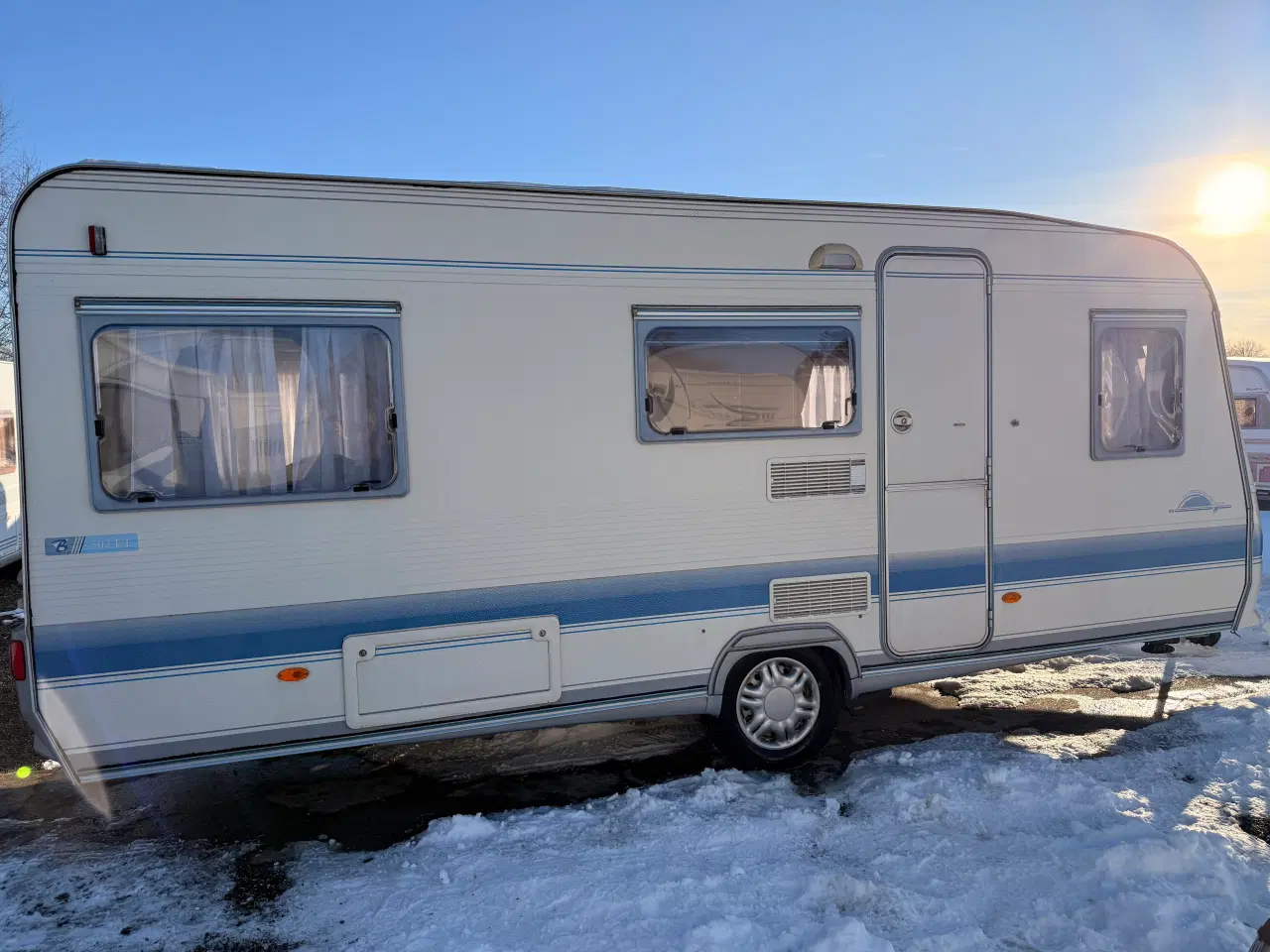 Billede 2 - 2004 Adria Unica B 502 UL / Med Mover & Isabella 