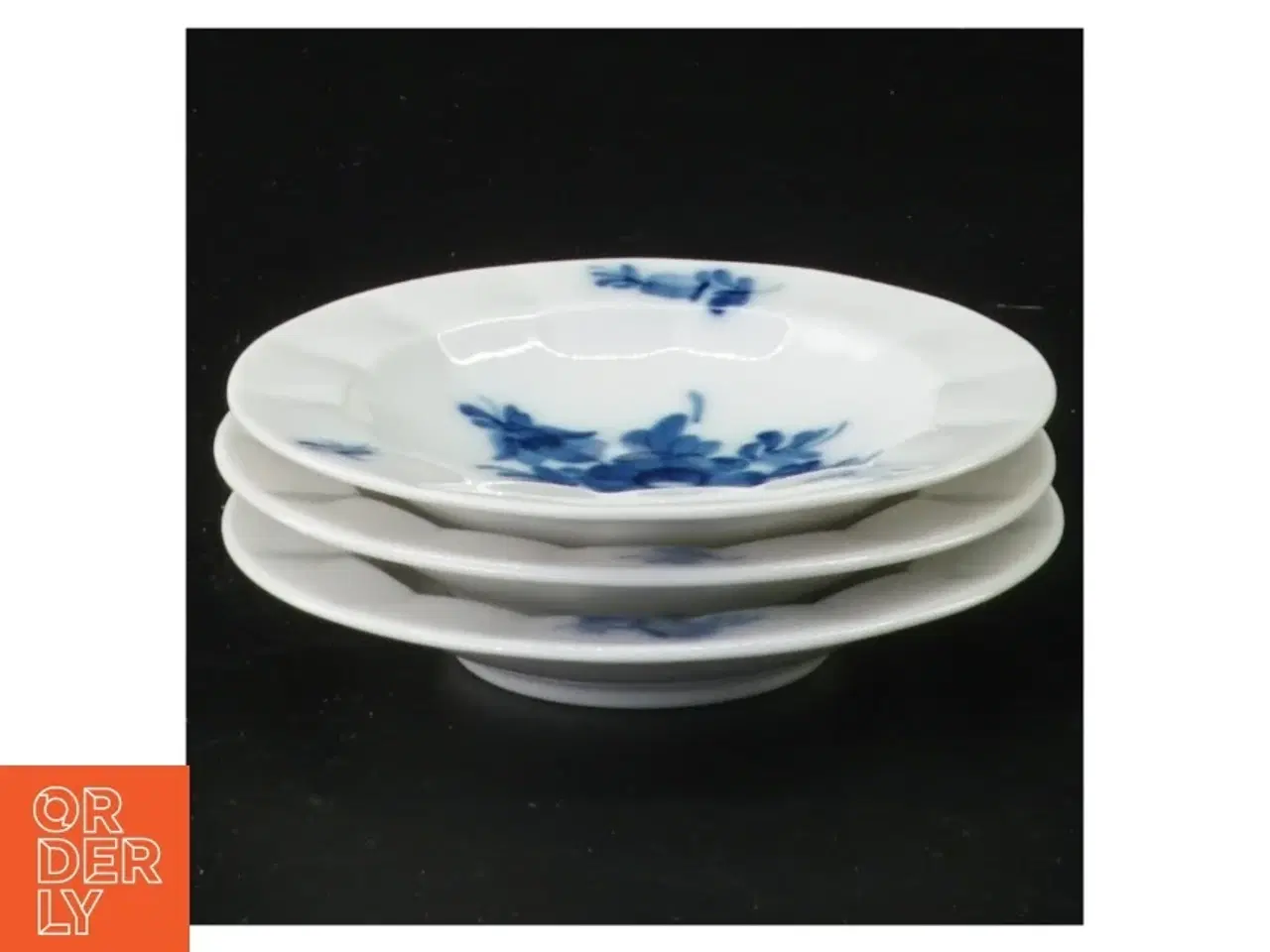 Billede 1 - 3 små blåblomst tallerkener fra Royal Copenhagen (str. 9 x 1 cm)